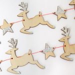 Festone Renne e Stelline in Legno