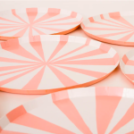 8 Piattini con Strisce Rosa e Bianche