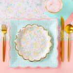 8 Piatti Quadrati a Quadretti Pastello