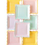 8 Piatti Quadrati a Quadretti Pastello